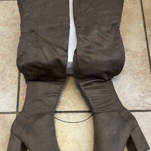 Women's Brown Over-the-Knee Boots